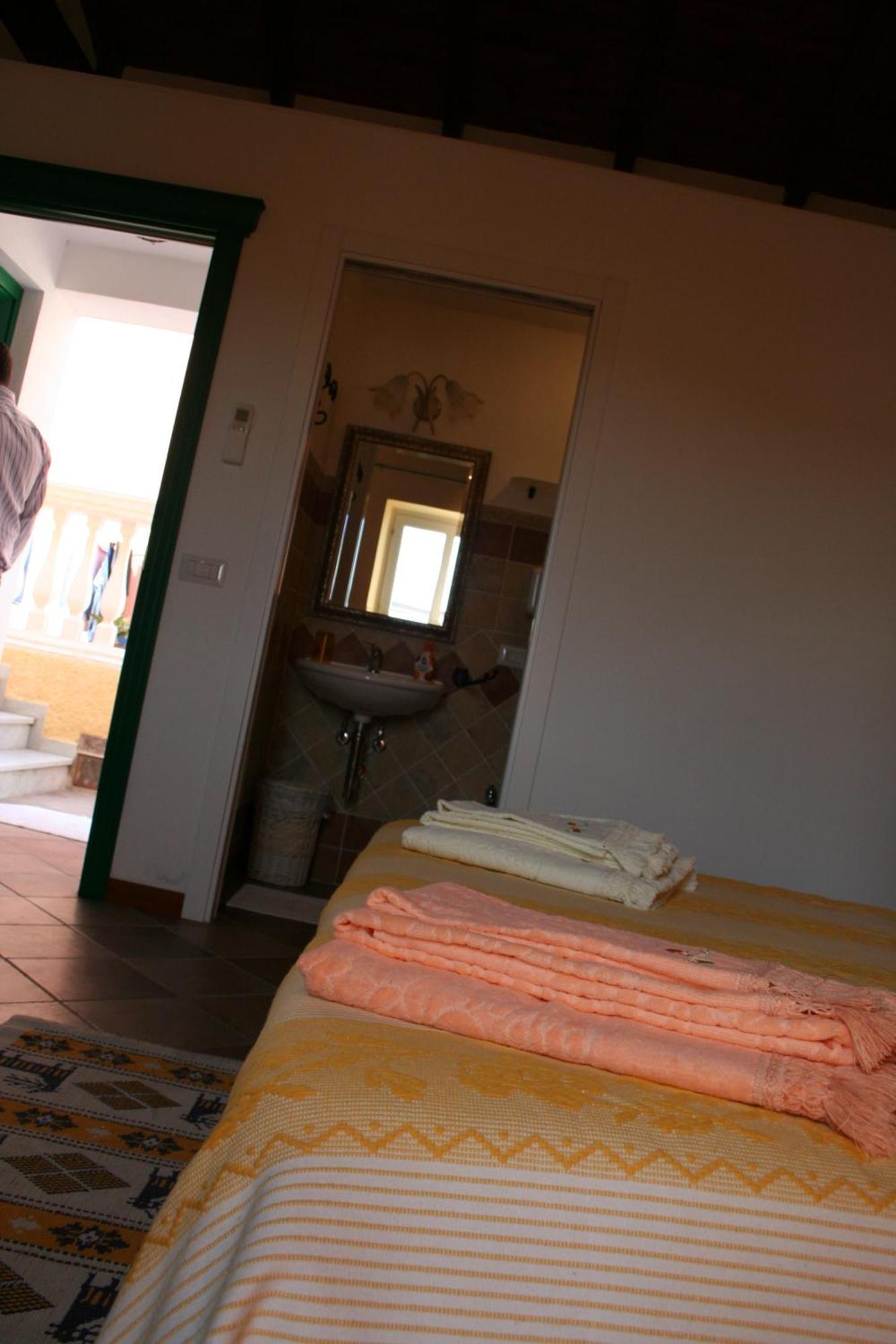B&B Guest House Il Porto Vecchio Stintino Quarto foto